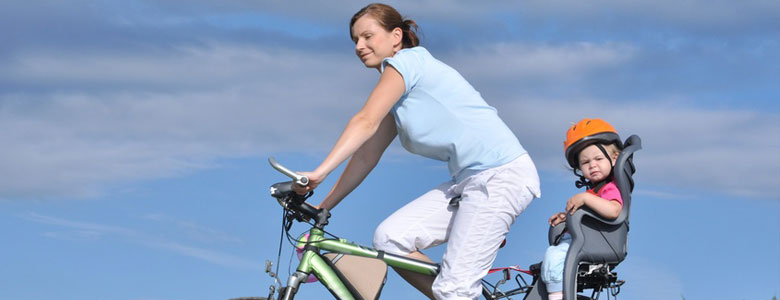 Hotel con biciclette con seggiolini a Milano Marittima