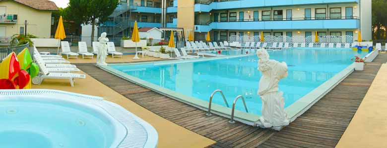 Hotel con Piscina a Cervia